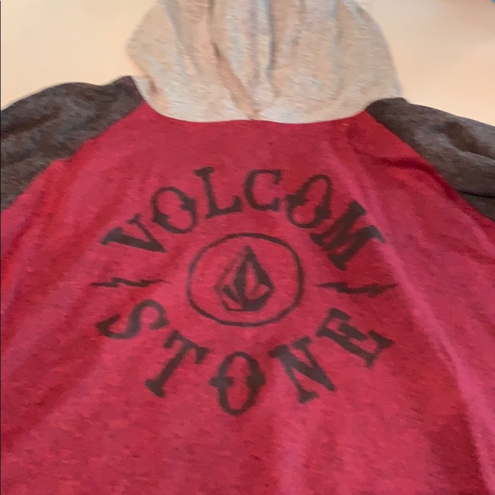 Long sleeve hooded shirt